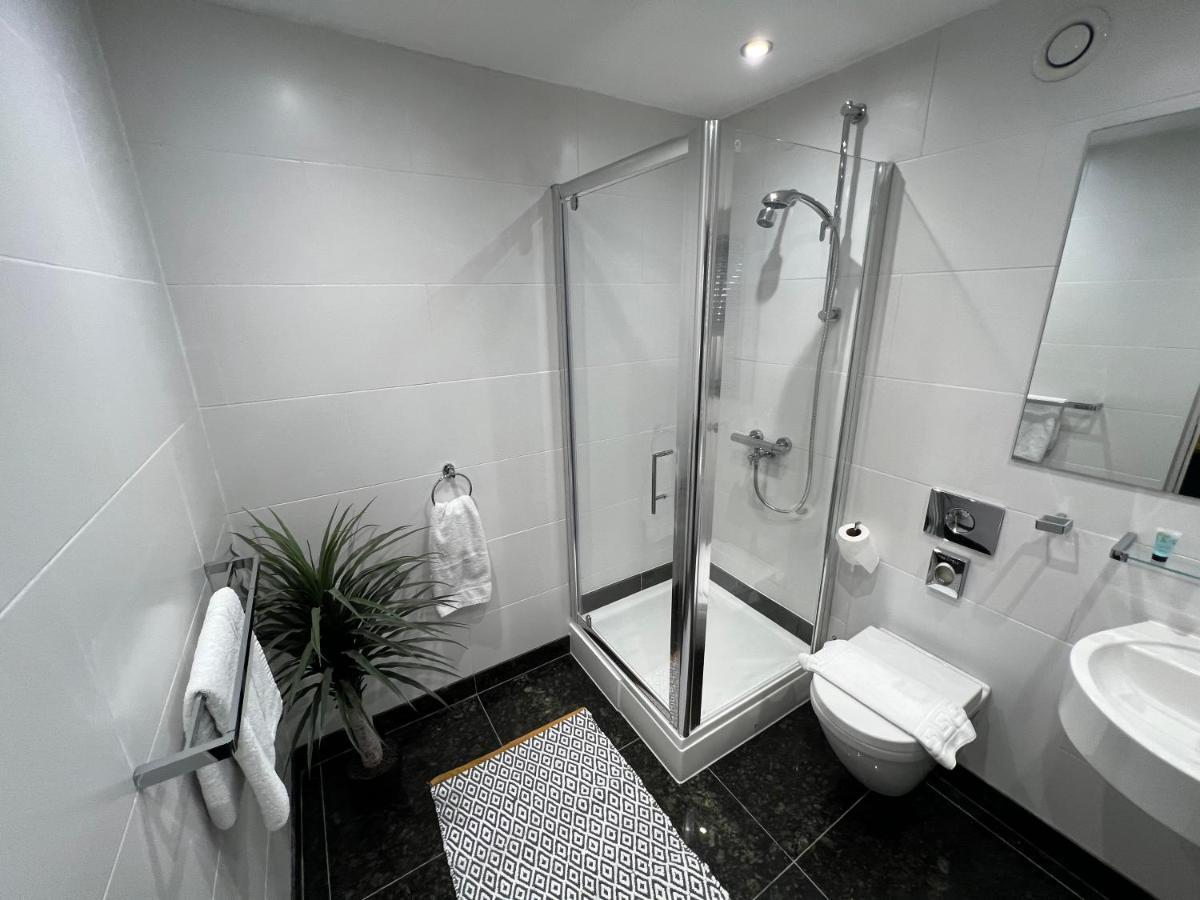 Sun Street Aparthotel Lancaster Zewnętrze zdjęcie