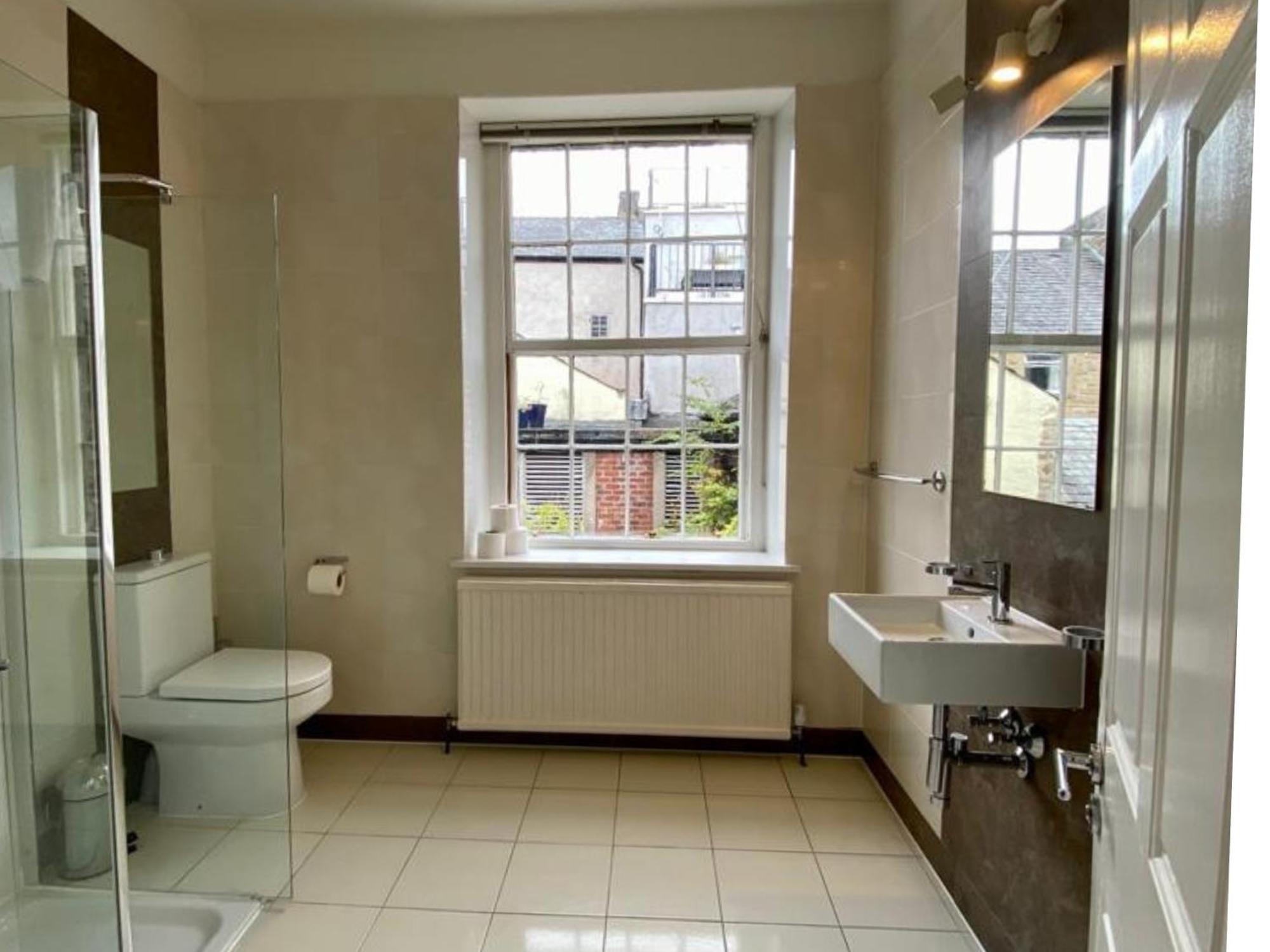 Sun Street Aparthotel Lancaster Zewnętrze zdjęcie